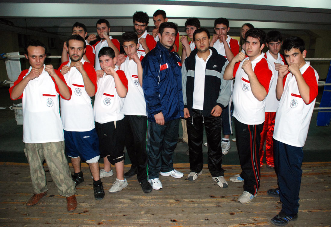 Büyükşehir Belediyespor'da Kick Boks ve Muay Thai Açıldı