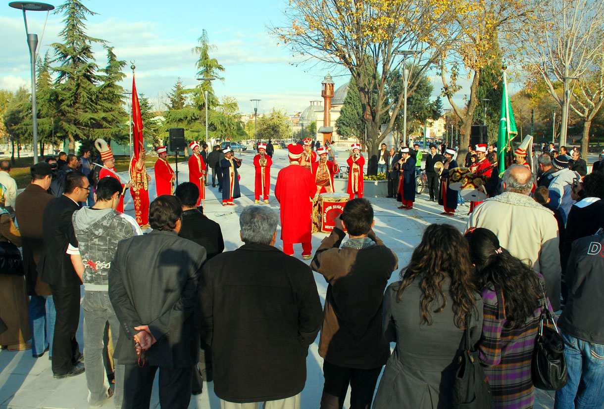 Kültürpark ve Zafer'deki Mehter Konserleri İlgi Görüyor