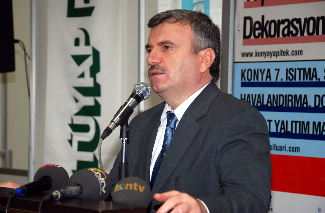 6. Yerel Yönetim İhtiyaçları Fuarı Açıldı