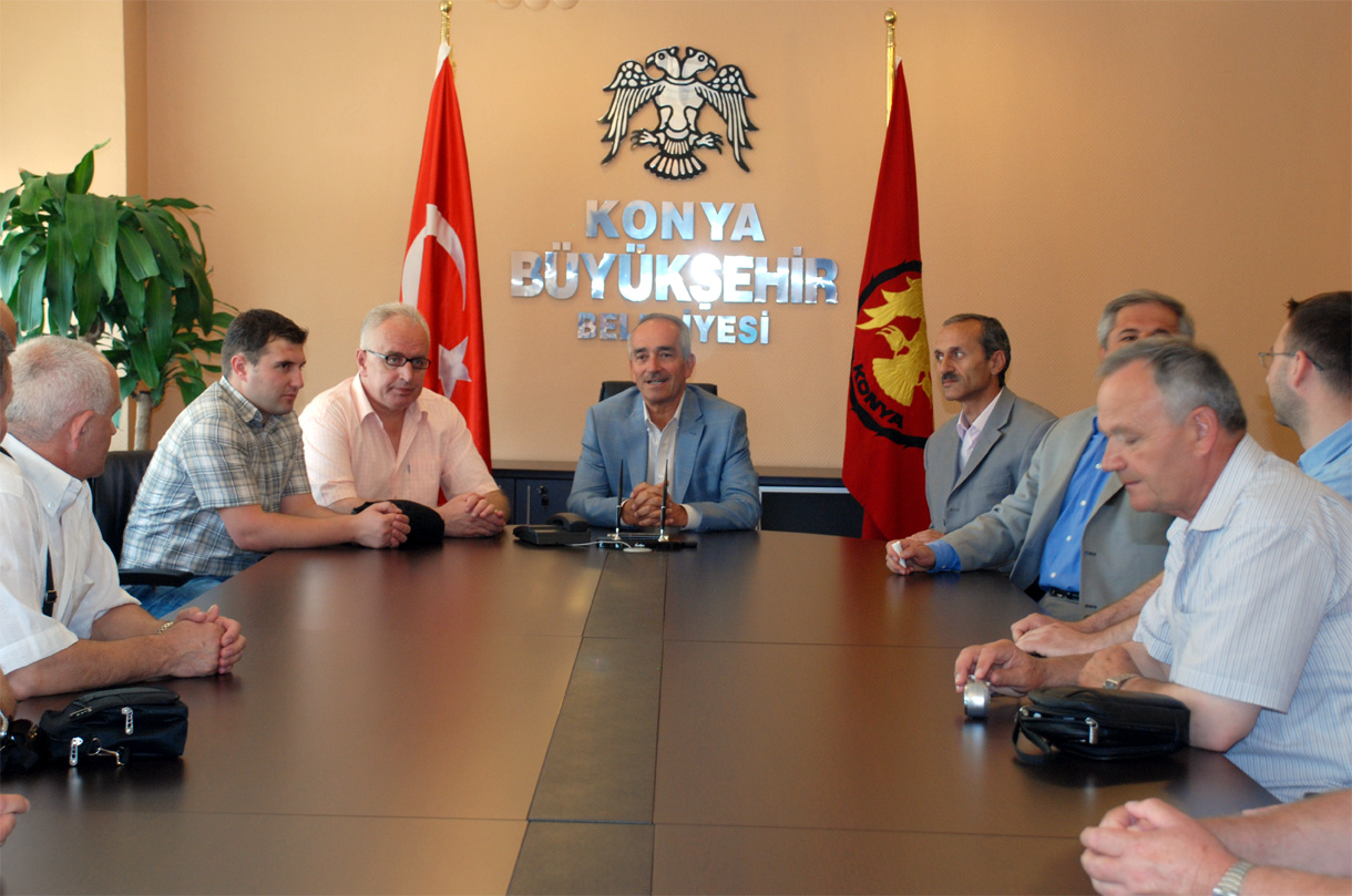 Bosna Hersek İlmiye Cemiyeti Heyeti Büyükşehir'de