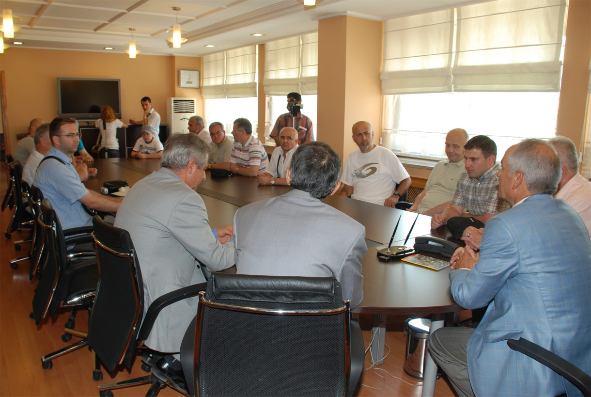Bosna Hersek İlmiye Cemiyeti Heyeti Büyükşehir'de
