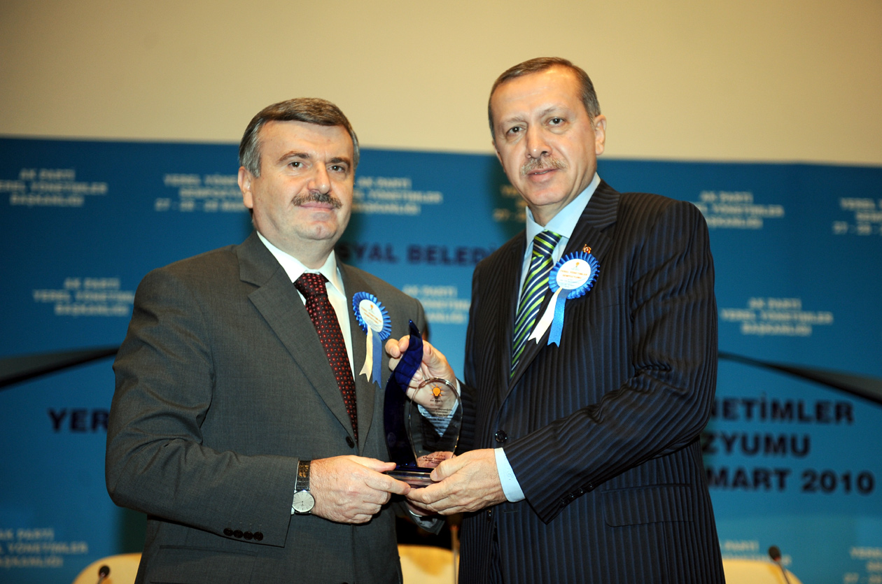 Sosyal Doku Projesi'ne Başbakan'dan Ödül