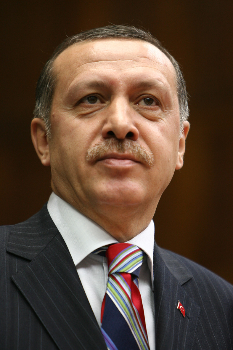 Başbakan Erdoğan, Dünya Tarihi Kentler Birliği Üyeliği Nedeniyle Başkan Akyürek'i Tebrik Etti