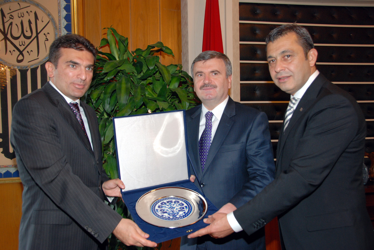 İTO Başkanı Yalçıntaş Başkan Akyürek'i Ziyaret Etti