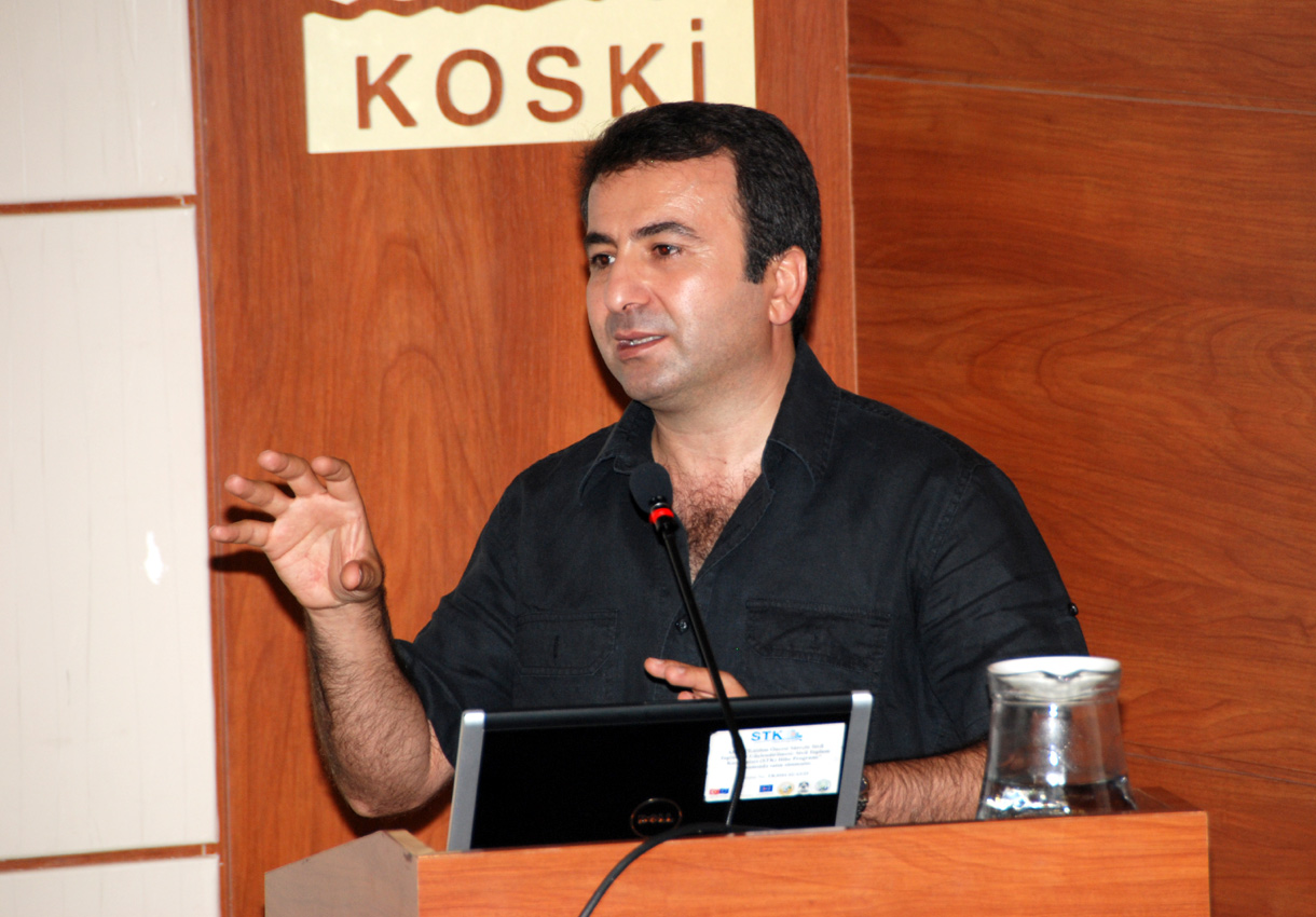 Ev ve Süs Hayvanı Satan İşyerleri Sahiplerine Seminer