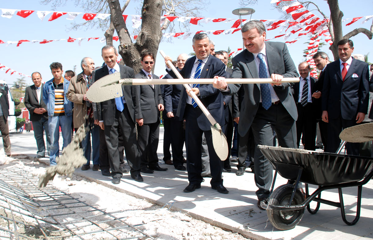 İl Halk Kütüphanesi'nin Temeli Törenle Atıldı