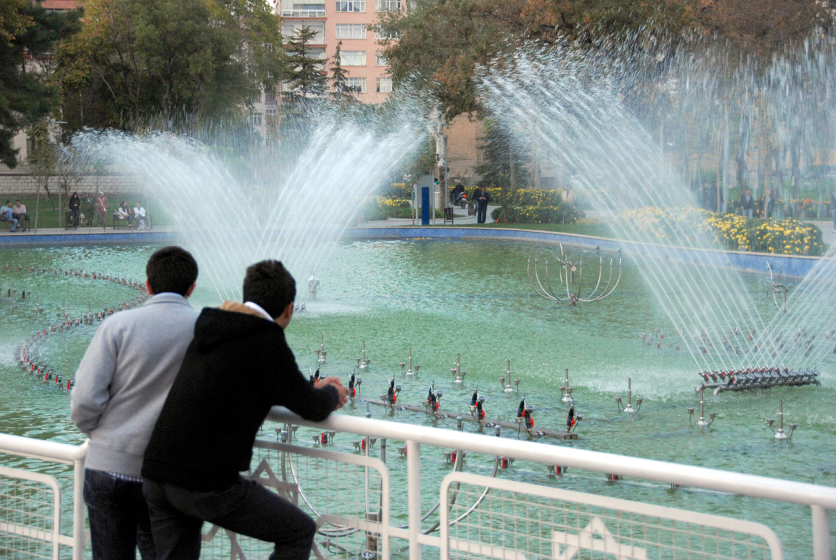Kültürpark'a Su ve Işık Oyunları