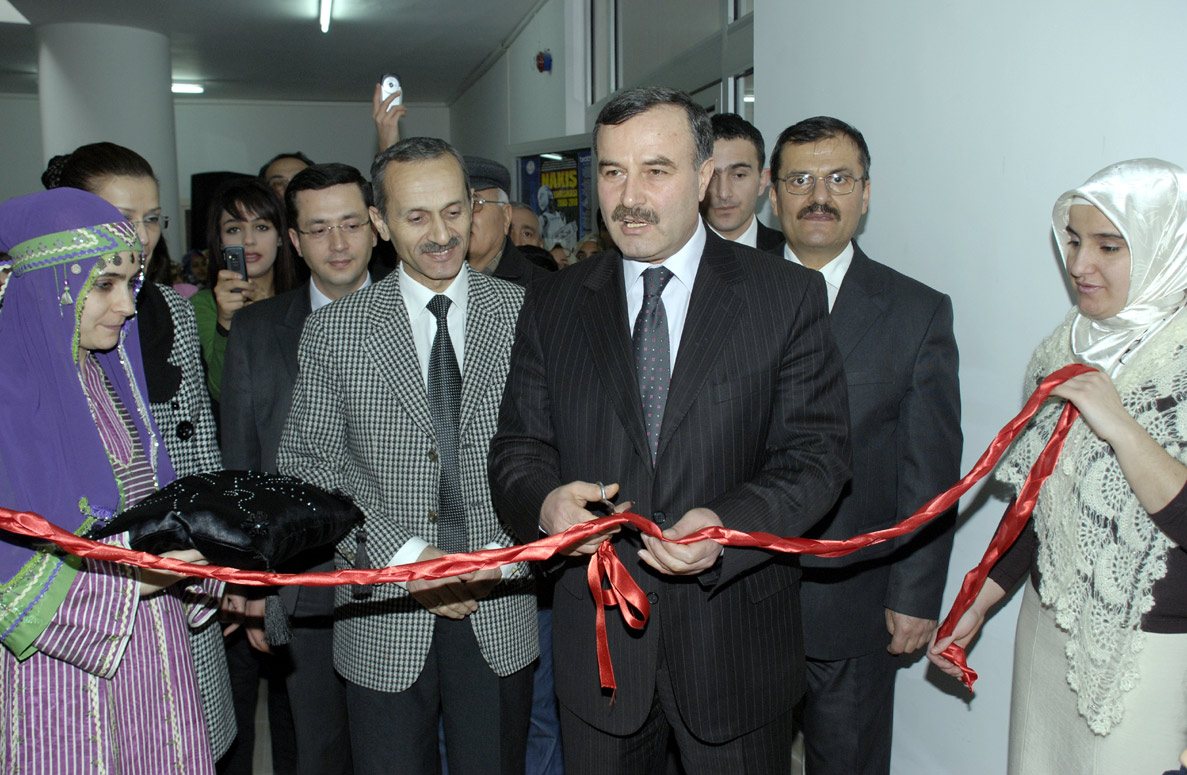 KOMEK Bosna Hersek Sadrettin Kütükcü Kurs Merkezi Dönem Sonu Sergisi