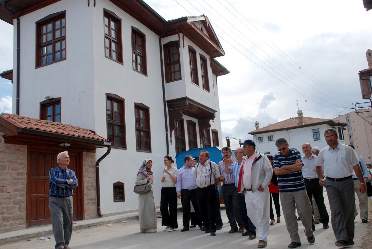 Mimarlar Tarihi Bölgedeki Çalışmaları İnceledi
