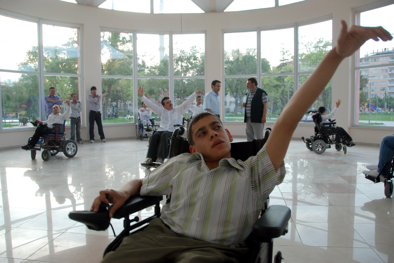 Büyükşehir Belediyesi Sema Okulu'nda 15 Bedensel Engelli Sema Öğreniyor