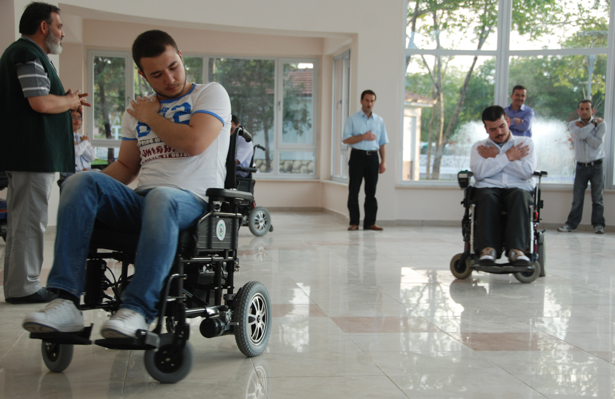 Büyükşehir Belediyesi Sema Okulu'nda 15 Bedensel Engelli Sema Öğreniyor
