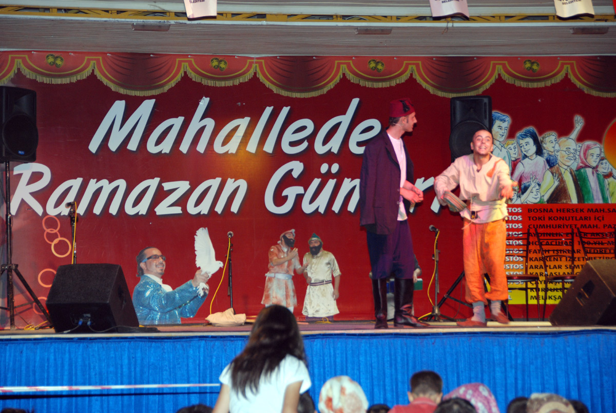 Mahallede Ramazan Akşamları Büyük İlgi Görüyor