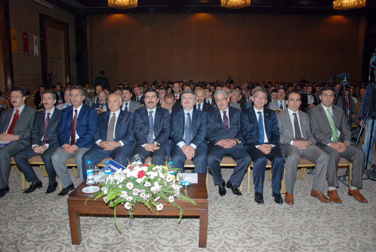 Uluslararası Sürdürülebilir Su ve Atıksu Yönetimi Sempozyumu Başladı