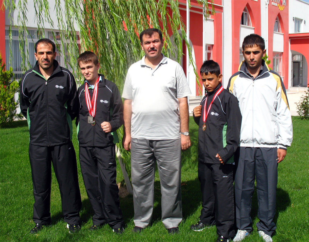 Minik ve Yıldız Boksörlerimizin Başarısı