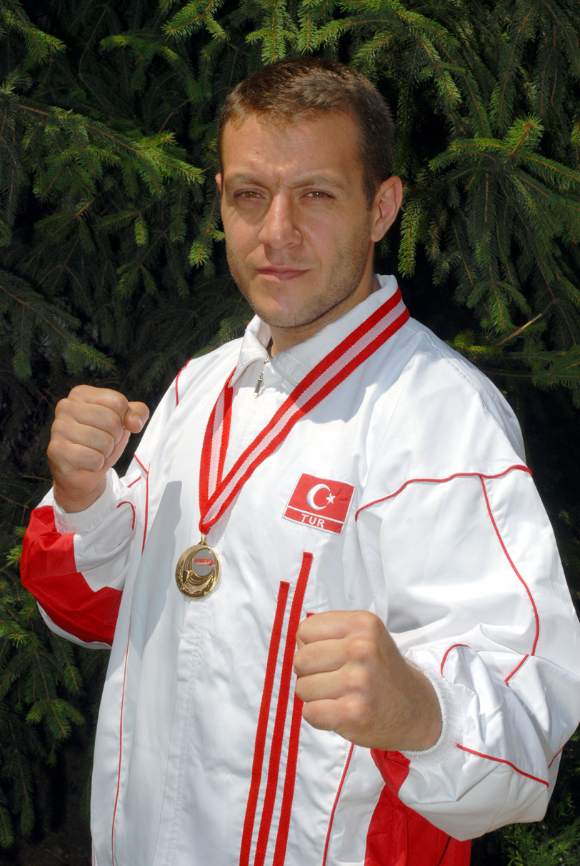 Sporcumuzdan Wushu Şampiyonası'nda Altın Madalya