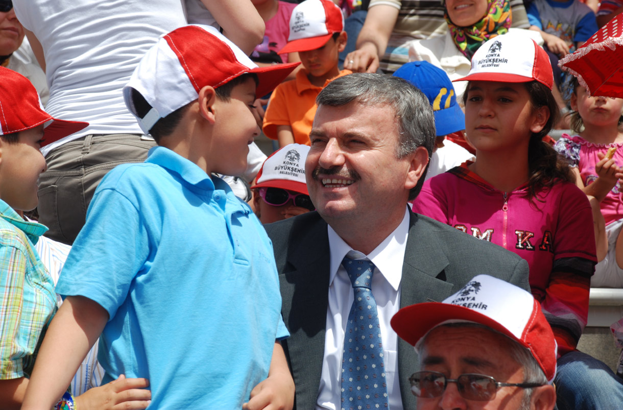 Büyükşehir Belediyesi Çocuk Şenliği Yapıldı