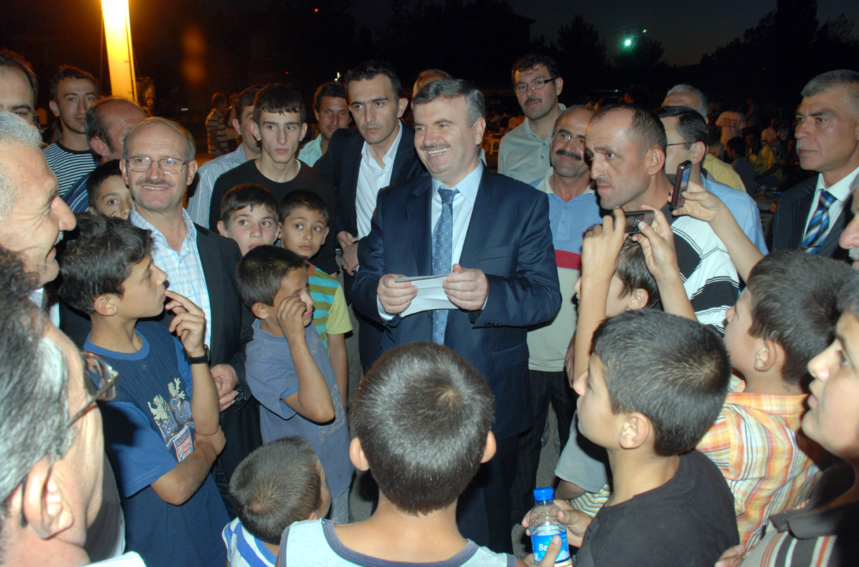 Mahalle İftarları Kovanağzı Mahallesi'nde