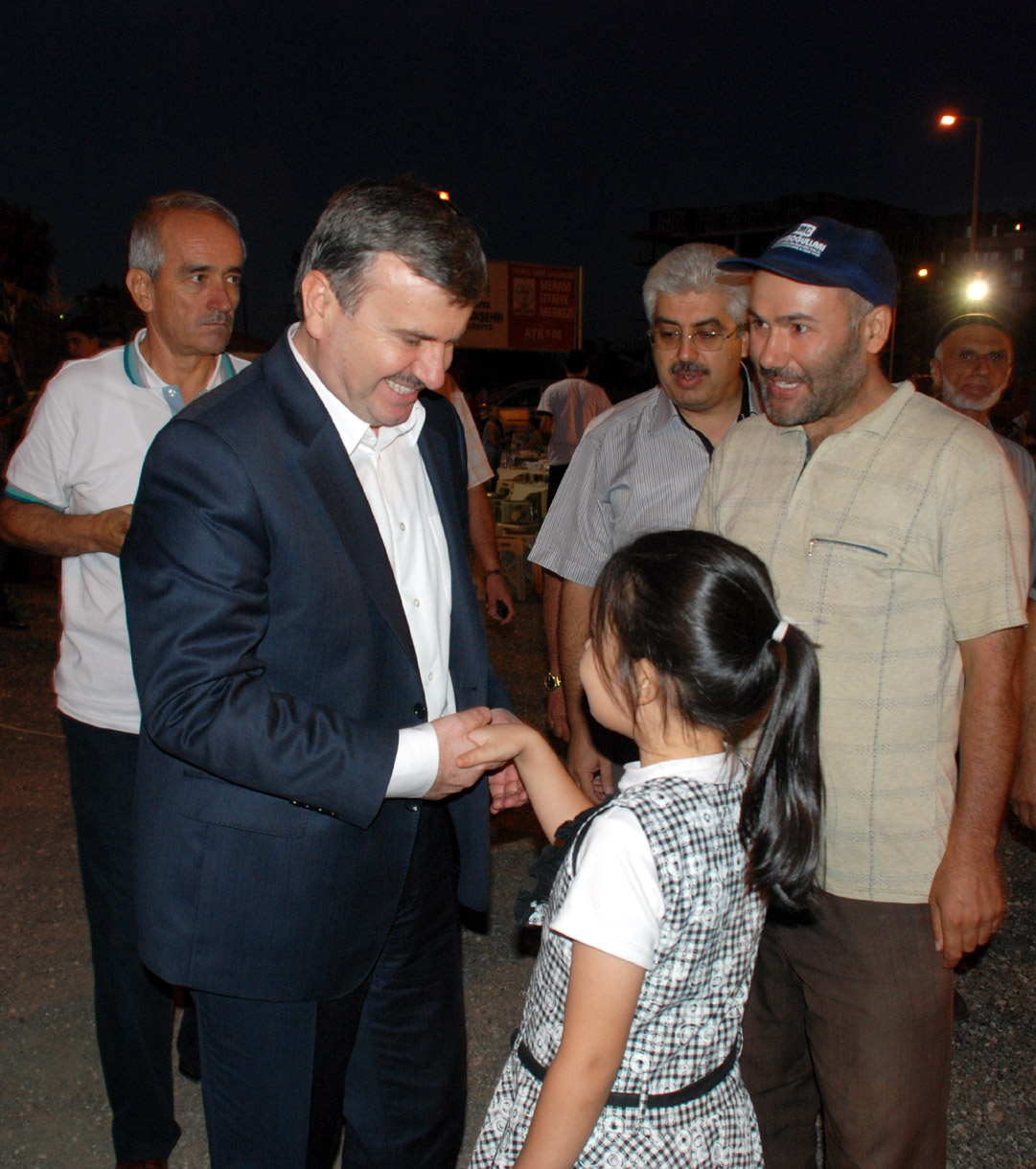 4 Mahalle İftar Yemeğinde Bir Araya Geldi