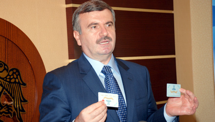 Sosyal Belediyecilikte Türkiye'ye ve Dünyaya Örnek Uygulama: Sosyal Kart