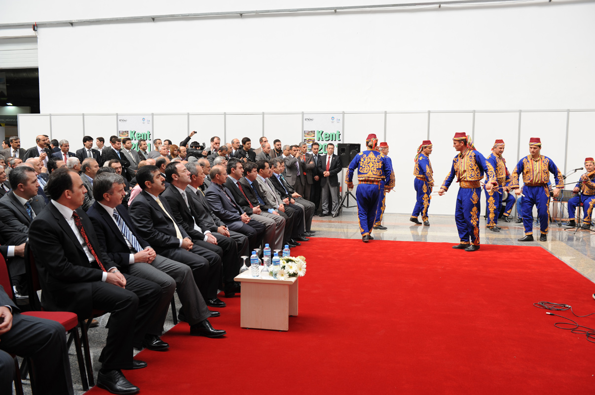 7. Konya Kent Yerel Yönetim İhtiyaçları Fuarı Açıldı