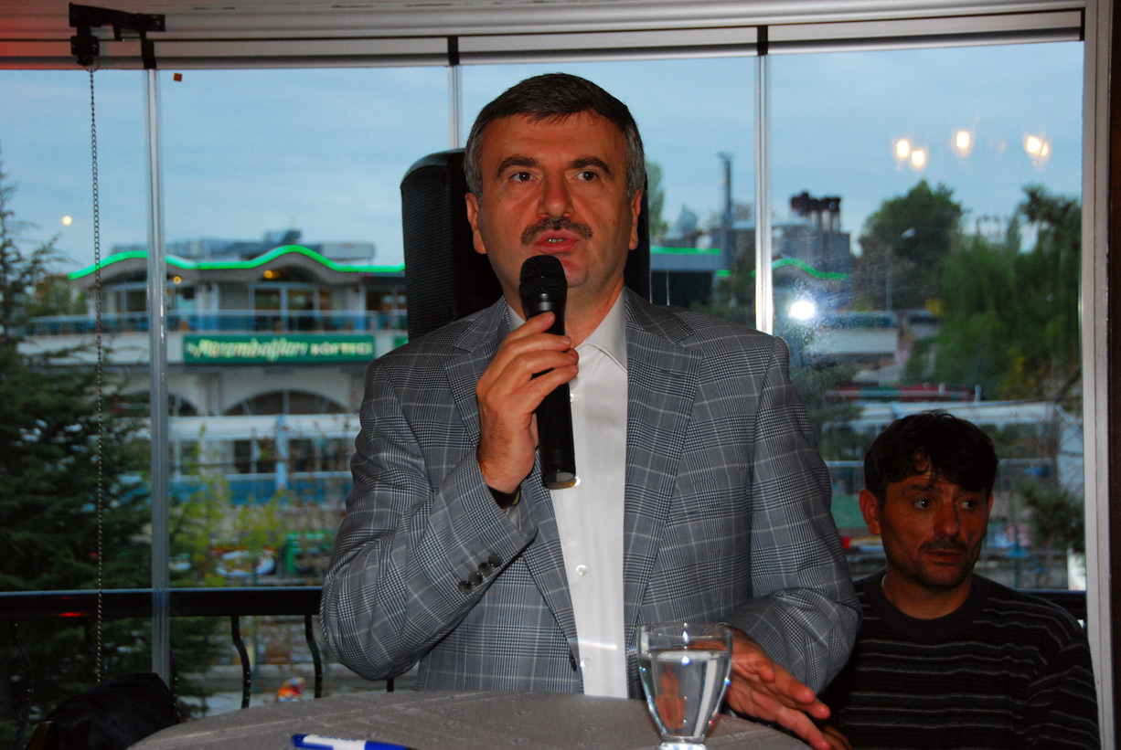Başkan Akyürek: 'Annelerin Değerini Bilelim.'