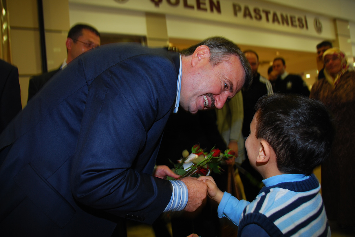 Başkan Akyürek: 'Annelerin Değerini Bilelim.'