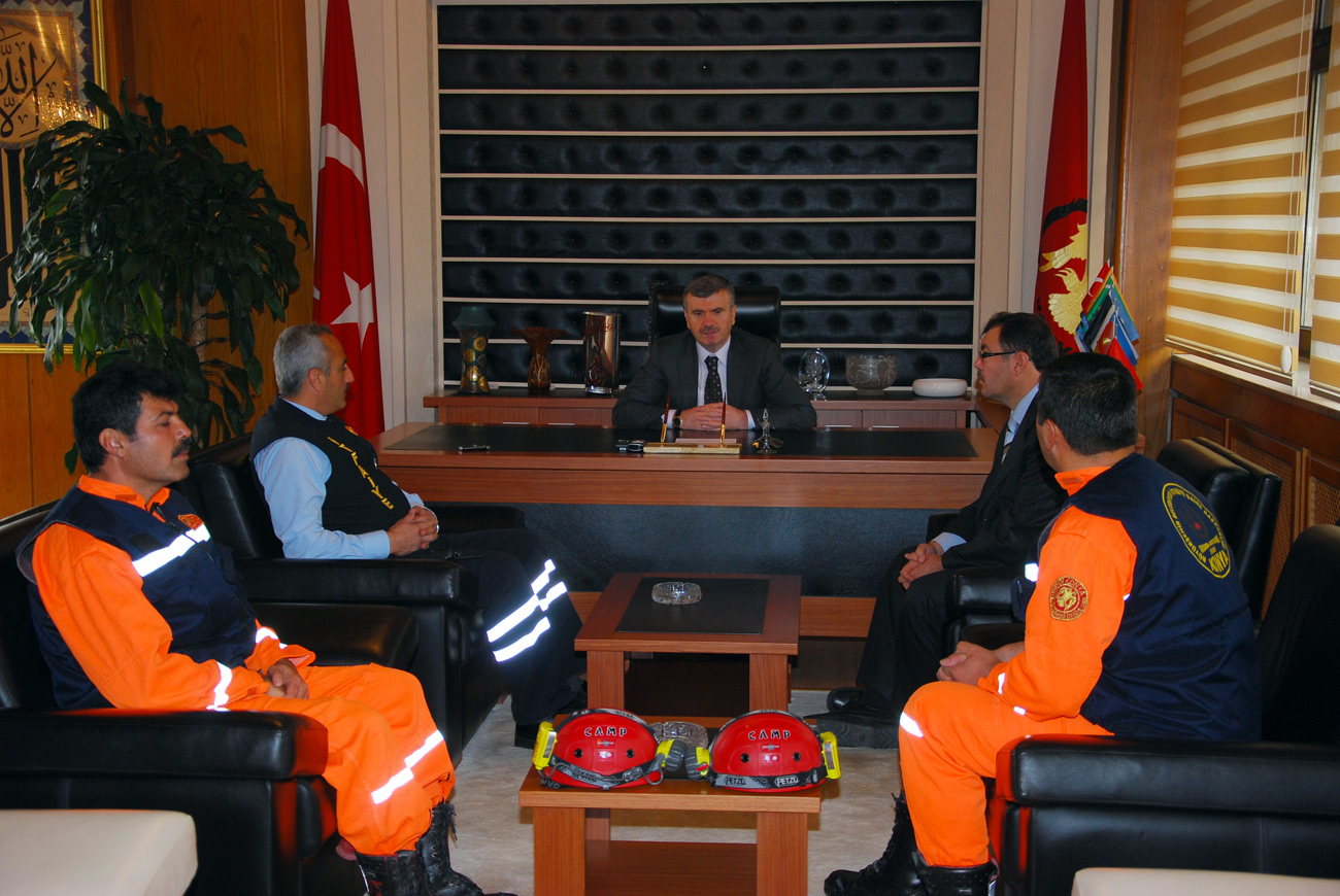 Arama Kurtarma Ekibi Van'dan Döndü
