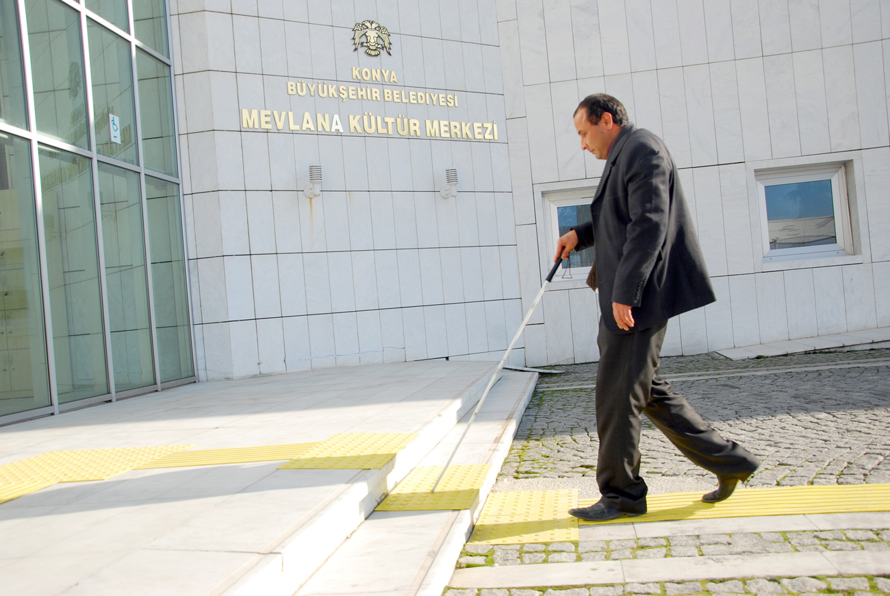 Büyükşehir Belediyesi Her Zaman Engellilerin Yanında