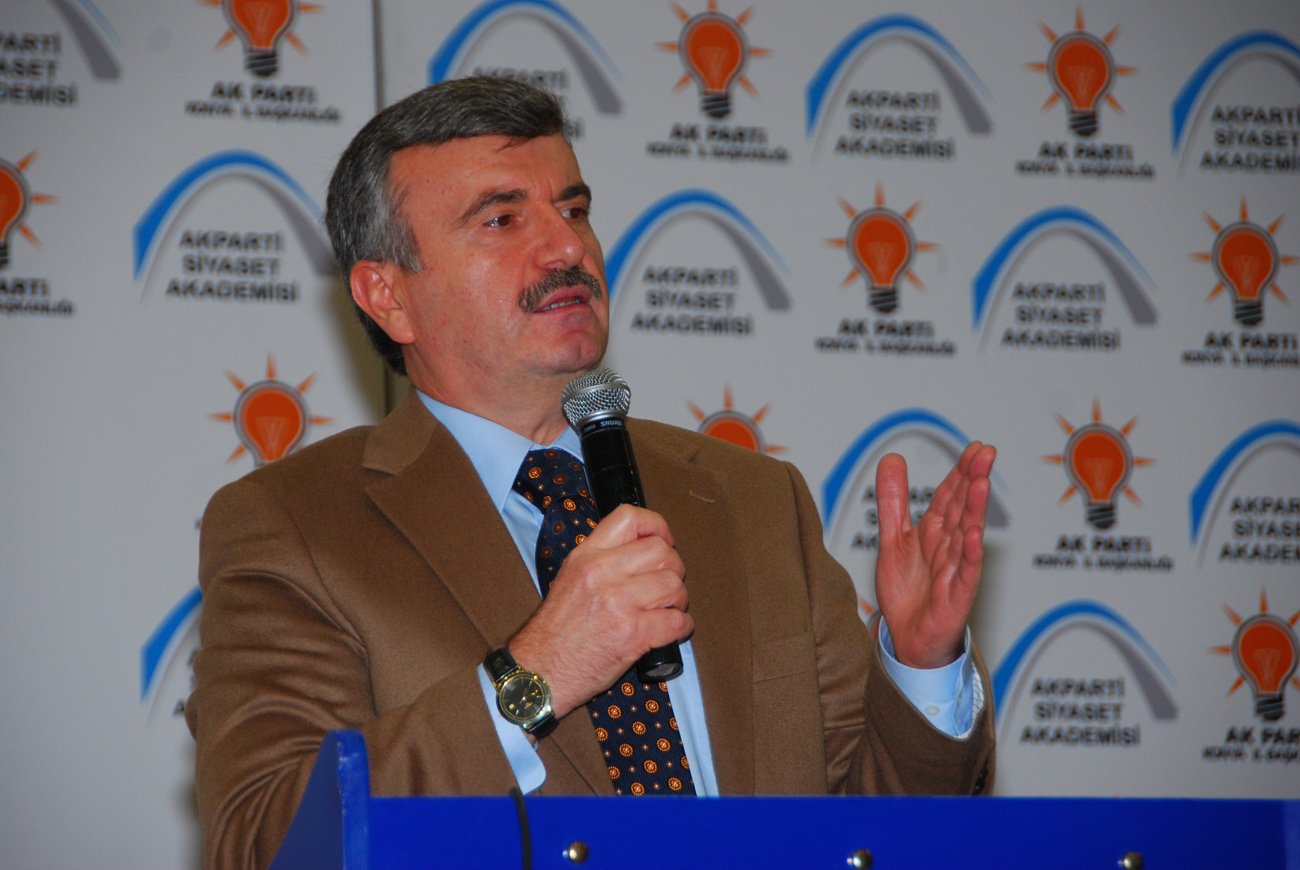 Başkan Akyürek Siyaset Akademisi'nde Konuştu