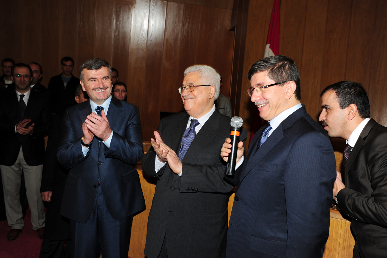 Filistin Devlet Başkanı Abbas'a Fahri Hemşehrilik Beratı Verildi