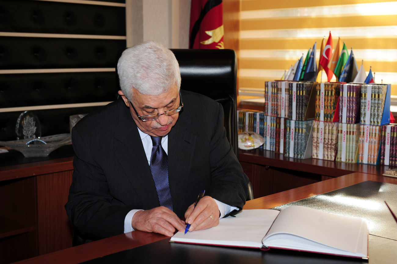 Filistin Devlet Başkanı Abbas'a Fahri Hemşehrilik Beratı Verildi
