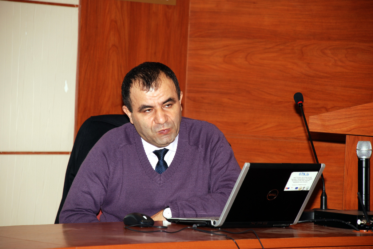 Ev ve Süs Hayvanı Satan İşyeri Sahiplerine Seminer