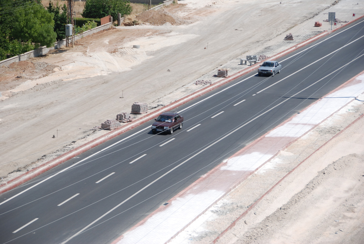 Karaman Yolu Modern Hale Geliyor
