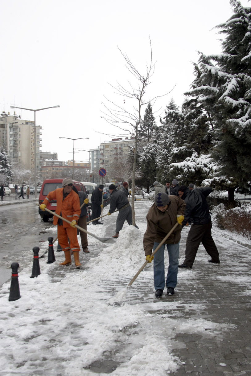 Kar Temizleme ve Buzlanmayı Önleme Çalışmaları