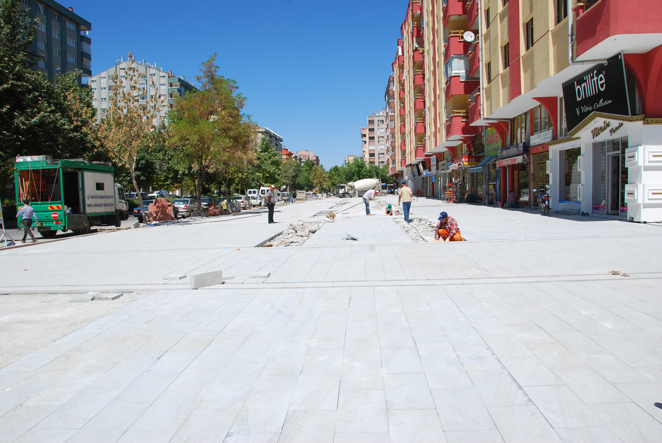 Kerkük Caddesi Güzelleşiyor