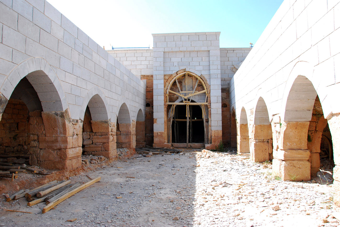 Selçuklu Yadigarı Kızılören Hanı Eski Günlerine Kavuşuyor