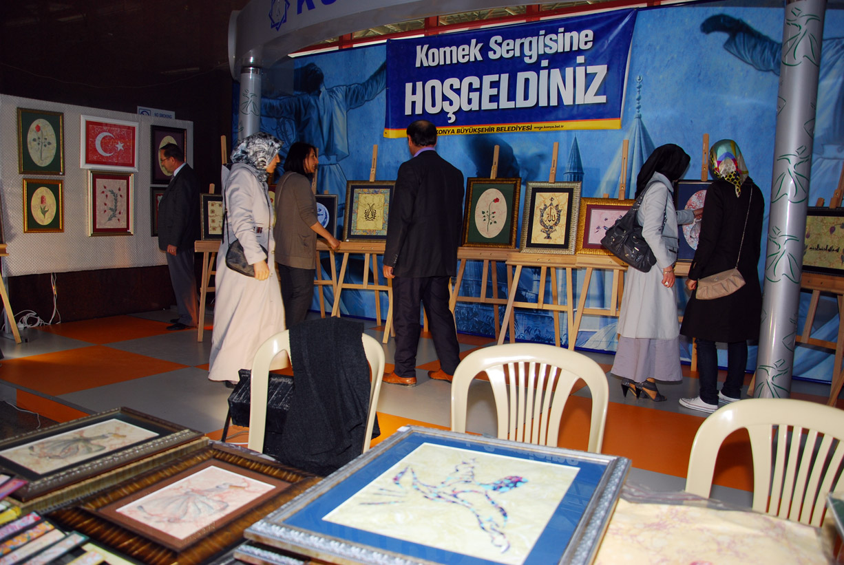 KOMEK'ten Ebru ve Filografi Sergisi