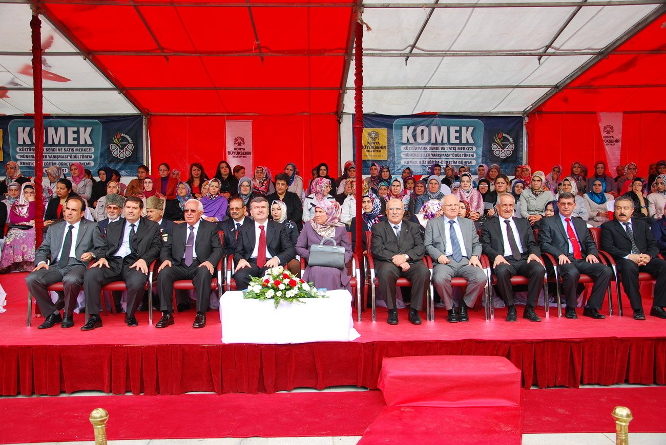 KOMEK Kültürpark Sergi ve Satış Merkezi Açıldı
