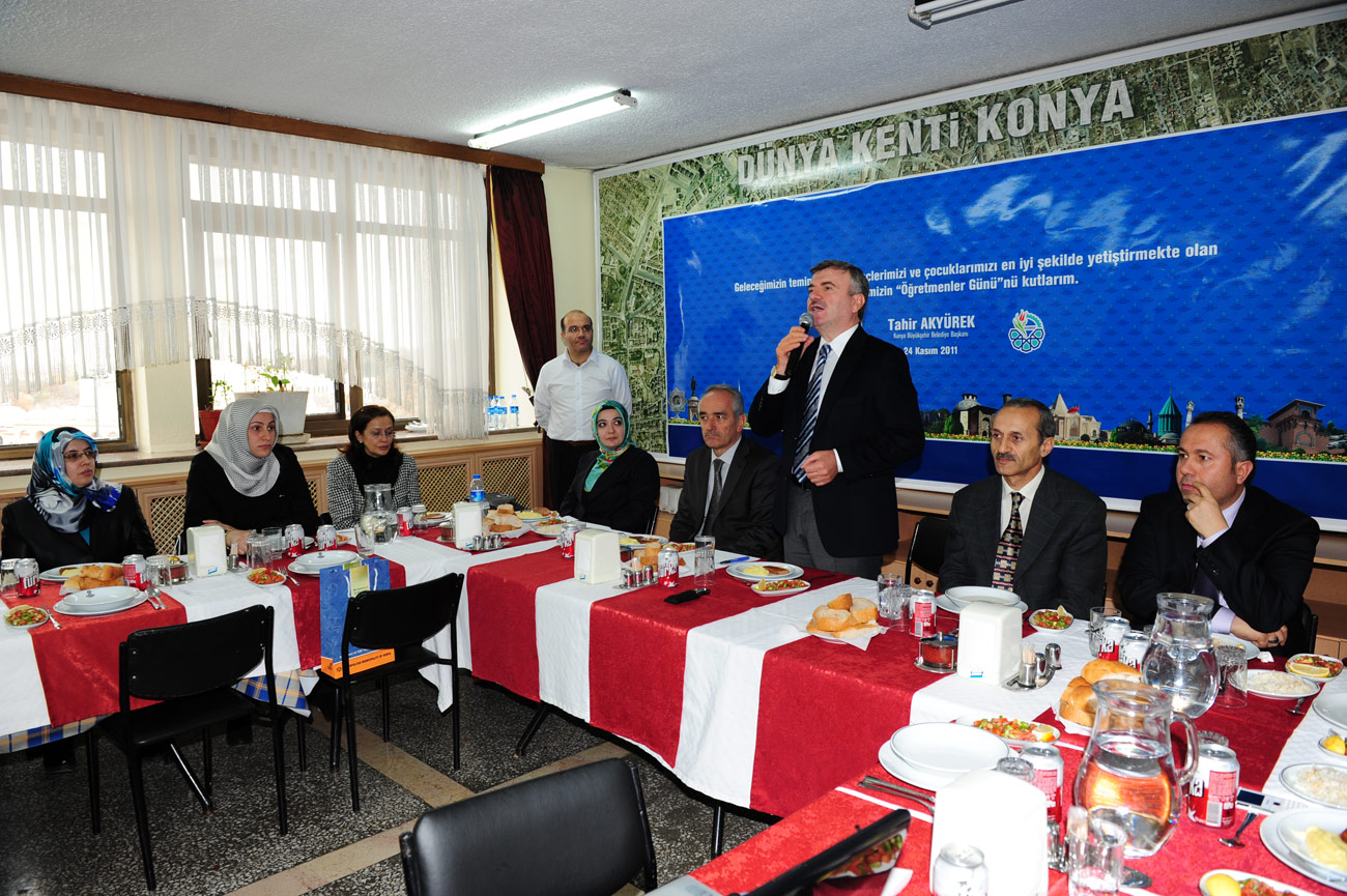 Başkan Akyürek, KOMEK Öğretmenleri İle Bir Araya Geldi