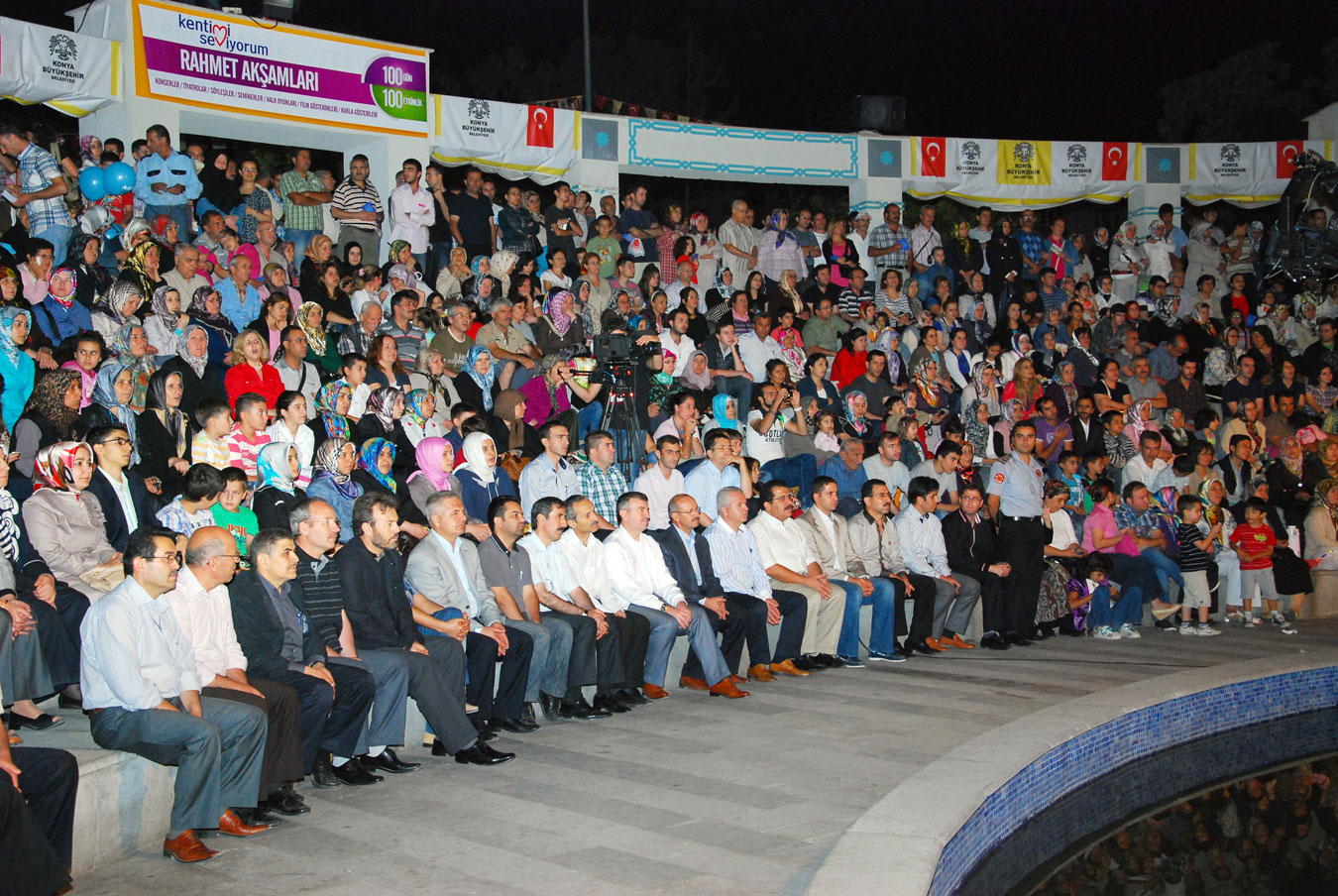 Ahmet Özhan'dan Muhteşem Konser