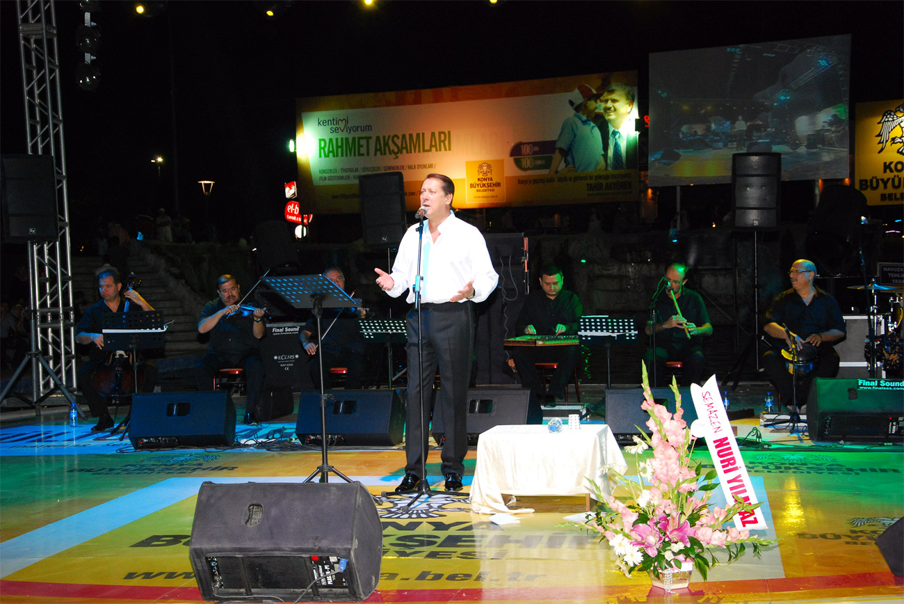 Ahmet Özhan'dan Muhteşem Konser
