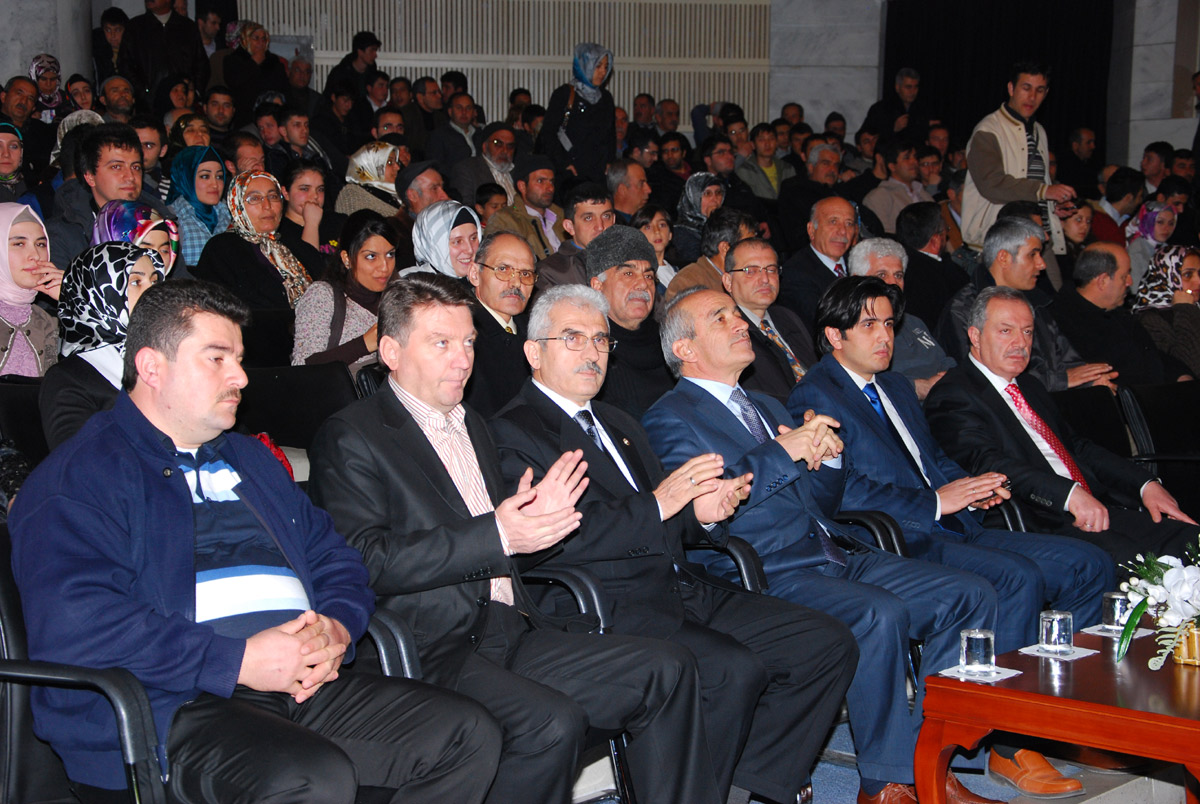 Aşıklar Bayramı Büyük Bir Coşkuyla Başladı