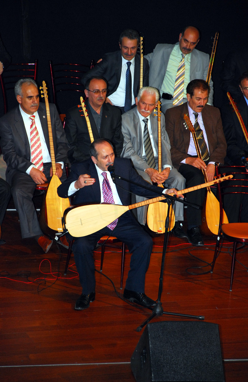 Aşıklar Bayramı Büyük Bir Coşkuyla Başladı