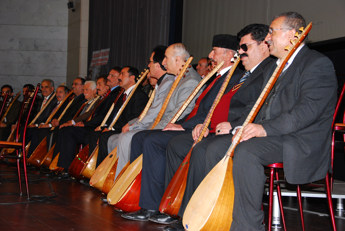 Aşıklar Bayramı Büyük Bir Coşkuyla Başladı