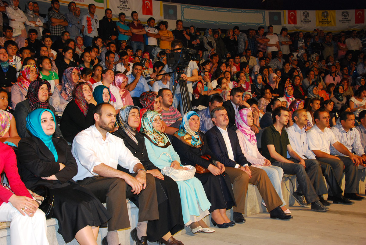 Bedirhan Gökçe İle Şiir ve Türkü Dolu Bir Gece