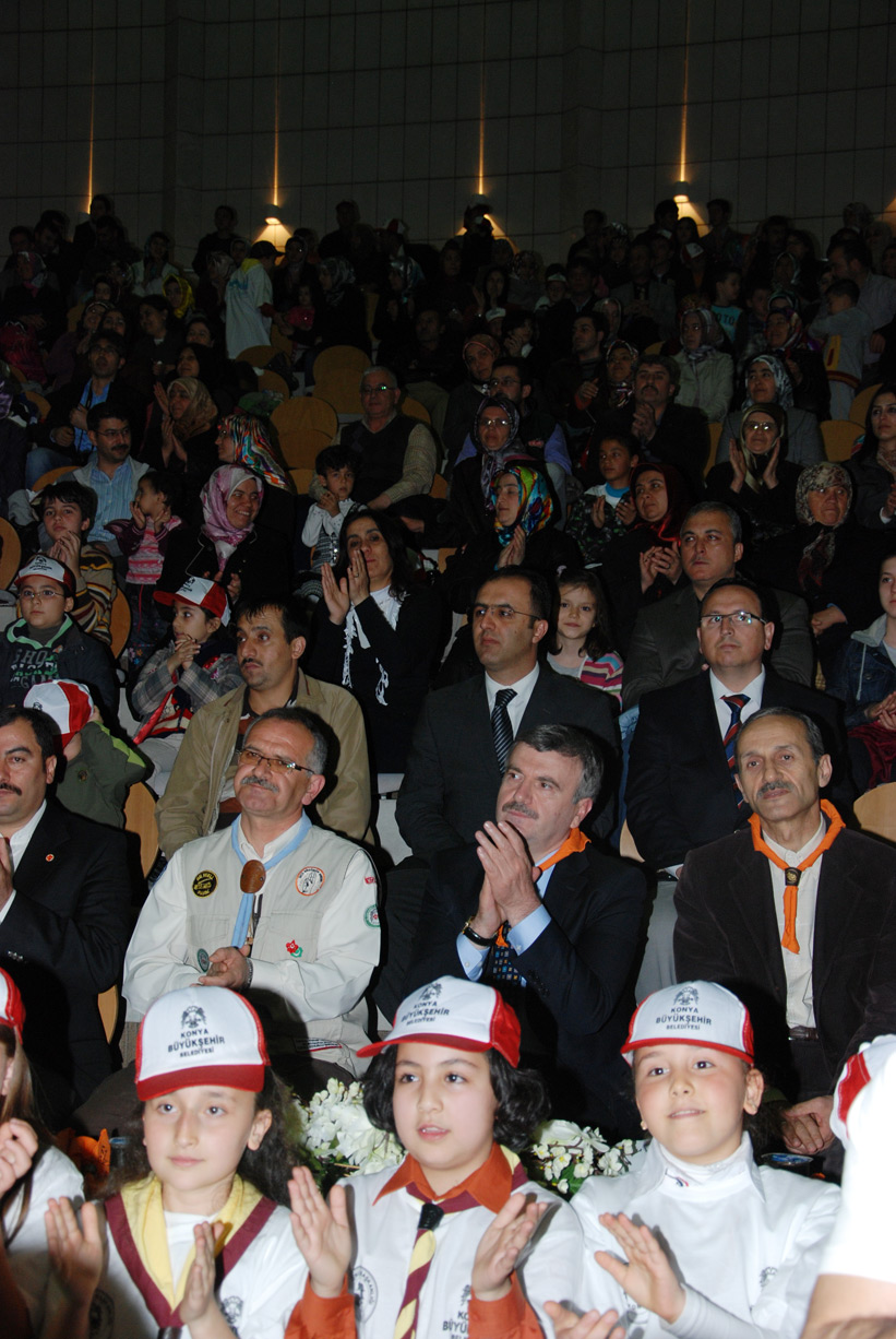 Konya İzcileri Mevlana Kültür Merkezi'nde Buluştu