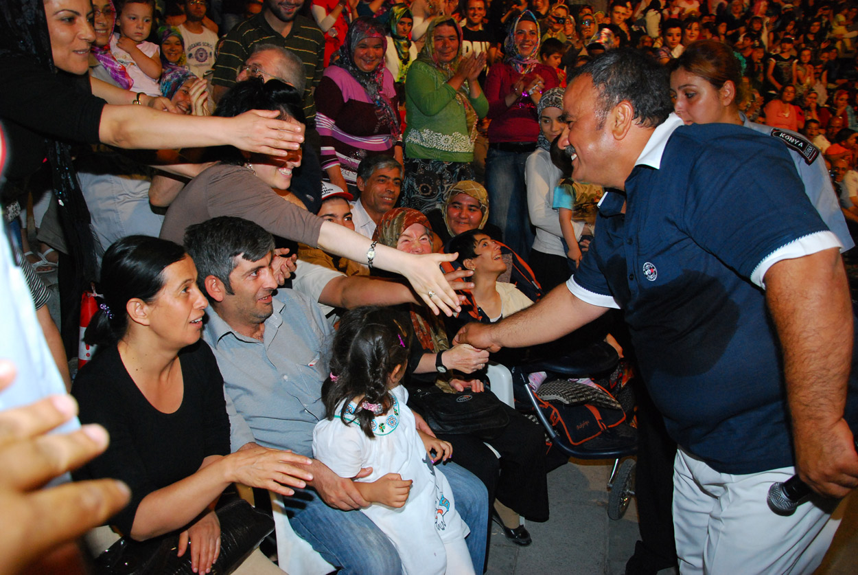Kültürpark'ta Bülent Serttaş Sahne Aldı