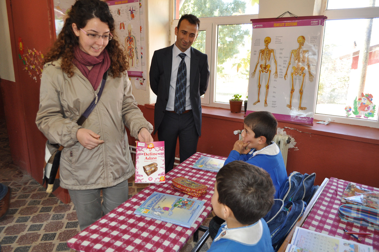 Gençlik Meclisi Üyelerinden Sosyal Sorumluluk Projeleri