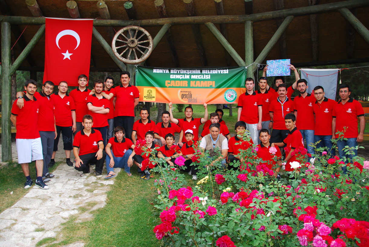 Gençlik Meclisi Üyeleri Kent Ormanı'nda Kamp Yaptı