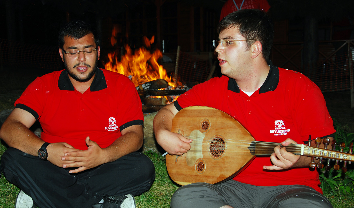 Gençlik Meclisi Üyeleri Kent Ormanı'nda Kamp Yaptı
